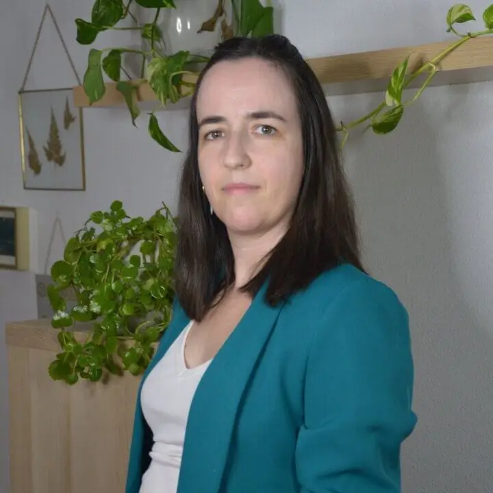 Thais López Pont, psicóloga de Psicología Cuarzo Rosa