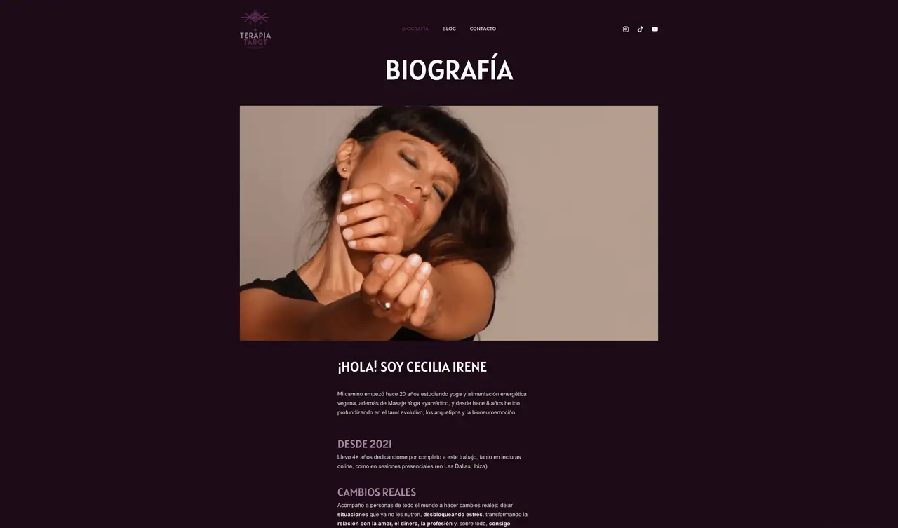 Terapia Tarot - Biografía